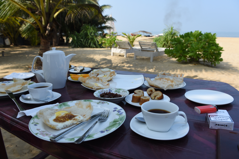 Negombo
Frokost på stranden i Negombo
Keywords: Negombo;Sri Lanka;Ceylon;Asia